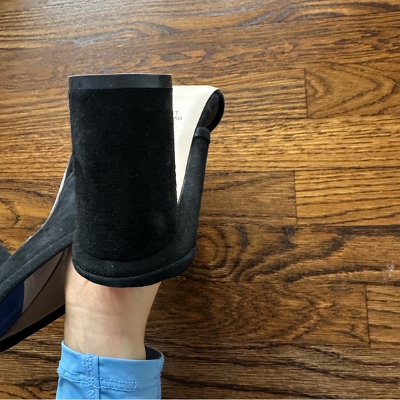 Stuart Weitzman Black Suede Mules - Picture 11 of 16